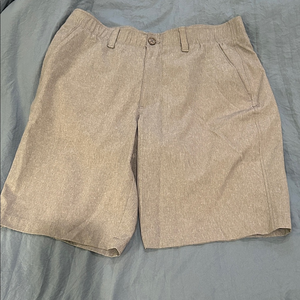 Under Armour Men's Gray Flat Front Shorts